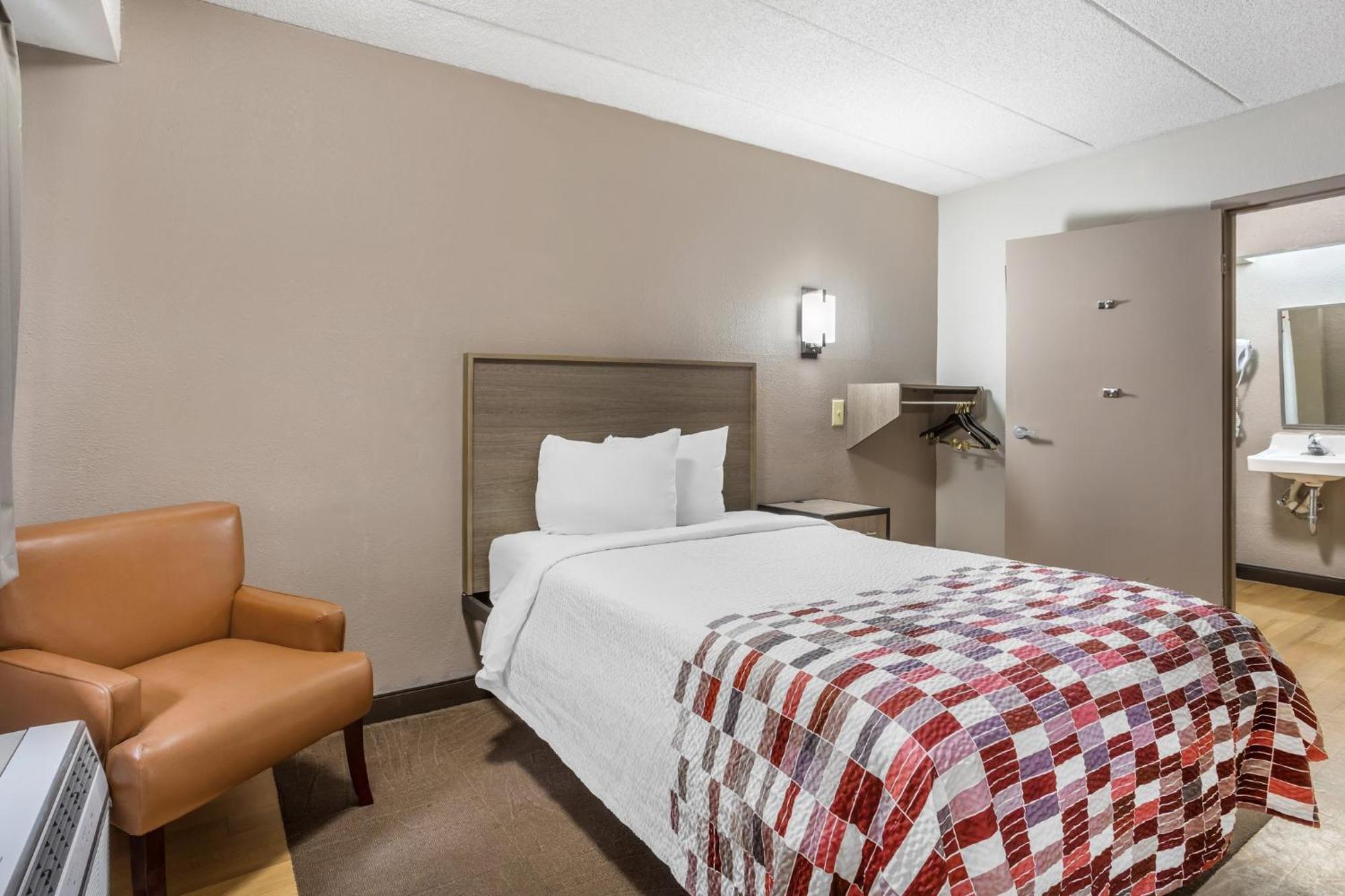 Red Roof Inn Tinton Falls-Jersey Shore Екстериор снимка